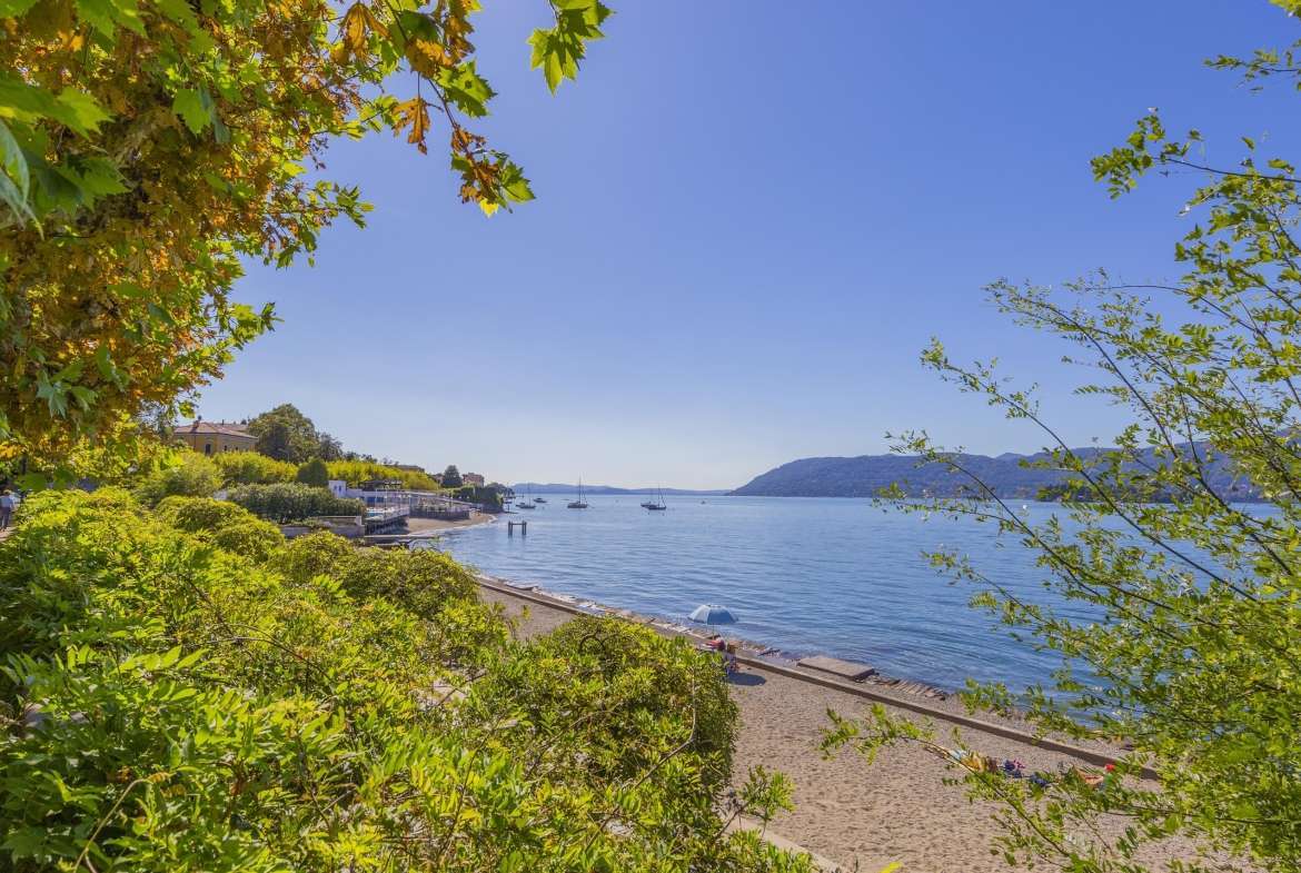 Spiaggia Lago Maggiore Luxury Lakeview Real Estate