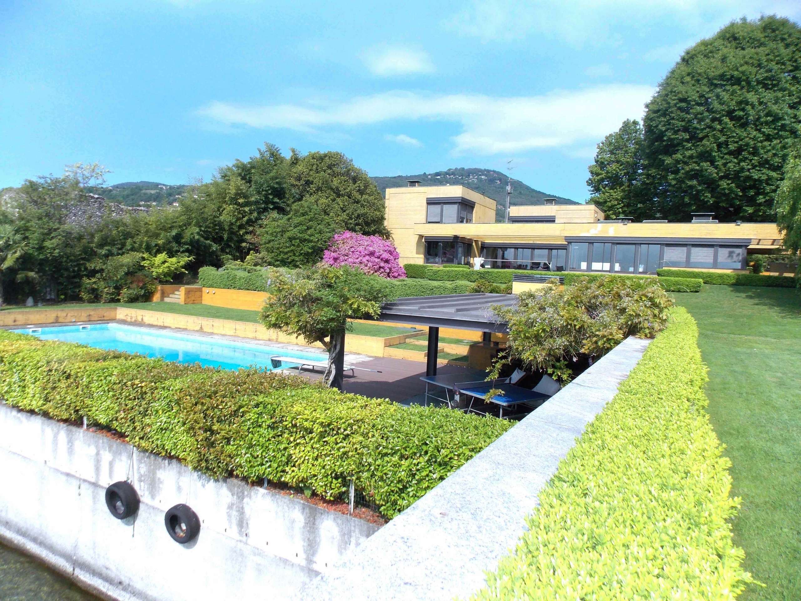 Villa lesa Luxury Lakeview Real Estate